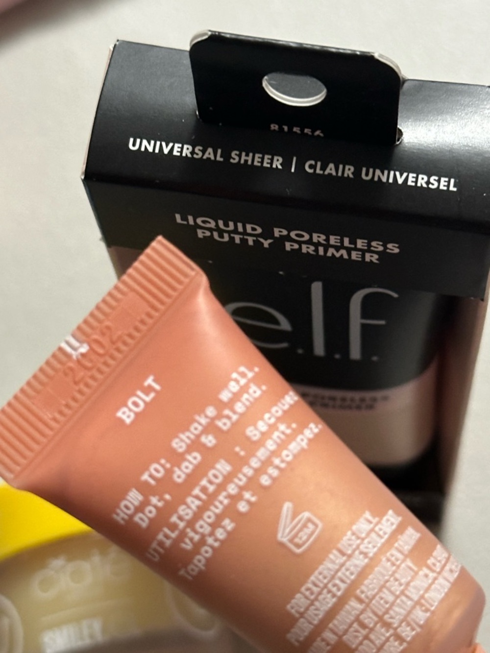 New Makeup Bundle - lip mask, highlighter, primer, blush brush - Picture 3 of 3